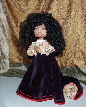 N.B.Tween Pricing: Ragmores range from $245 to $795. Specialty dolls dressed in period costumes sell for $1,100. Scrappingtons are $250 to $375. Contact the artist for specific information and price quotes.