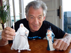 ianmckellenwithdolls1