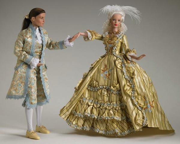 Marie antoinette barbie online doll