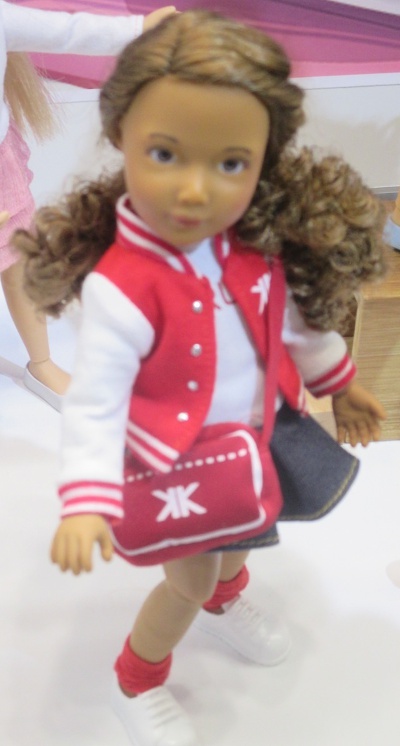 Closeupofhartmanndoll