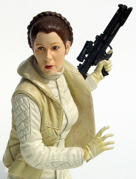 Gentle Giant’s mini bust of Leia