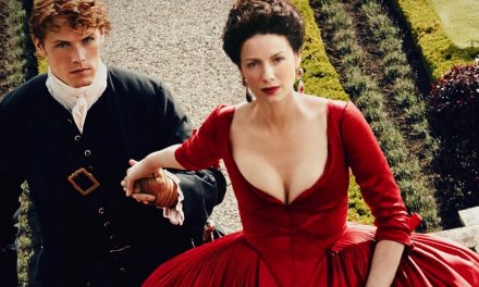Scarlet Seduction: Tonner’s new ‘Outlander’ doll is the ultimate Lady in Red