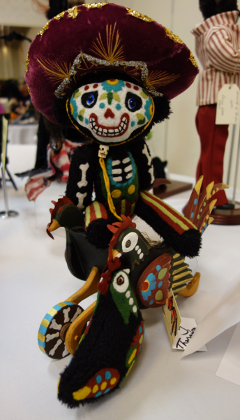 The Quinlans are proud to introduce collectors to artists and techniques as yet undiscovered by the Internet world. Pictured here is Amy Thornton’s Chick N. Bones doll from the Figures from the Day of the Dead theme table.