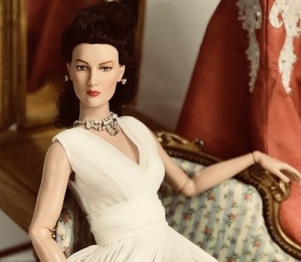 Study in Scarlett: Tonner dresses his O’Hara doll as Outlander, more