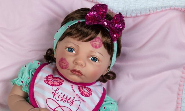 Be My Baby: Paradise Galleries’ Sweet Kisses doll is a Valentine delight