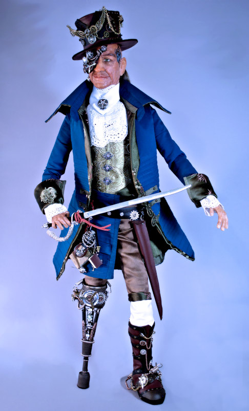Captain Duke Woodes Rogers, a.k.a. Slim Rogers, is Kassity Allison’s 2019 Industry’s Choice Diamond Award-winning creation. The 28-inch polymer-clay steampunk figurative sculpture has an inner-body skeleton and 19 points of articulation. The materials used to create his outfit include mulberry silk, leather, and cotton for the ensemble.