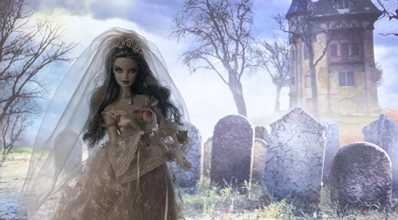 Nilsa Donelan: Zombie Bride Barbie