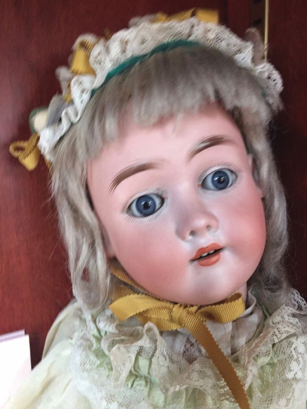 Heinrich store handwerck dolls