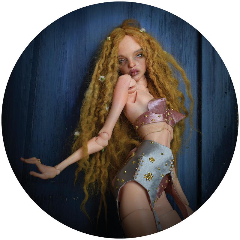 Love or Lust? Aphrodite, a PashaPasha Mini BJD using the Sanity head sculpt cast in Milk with Blood skin tone.