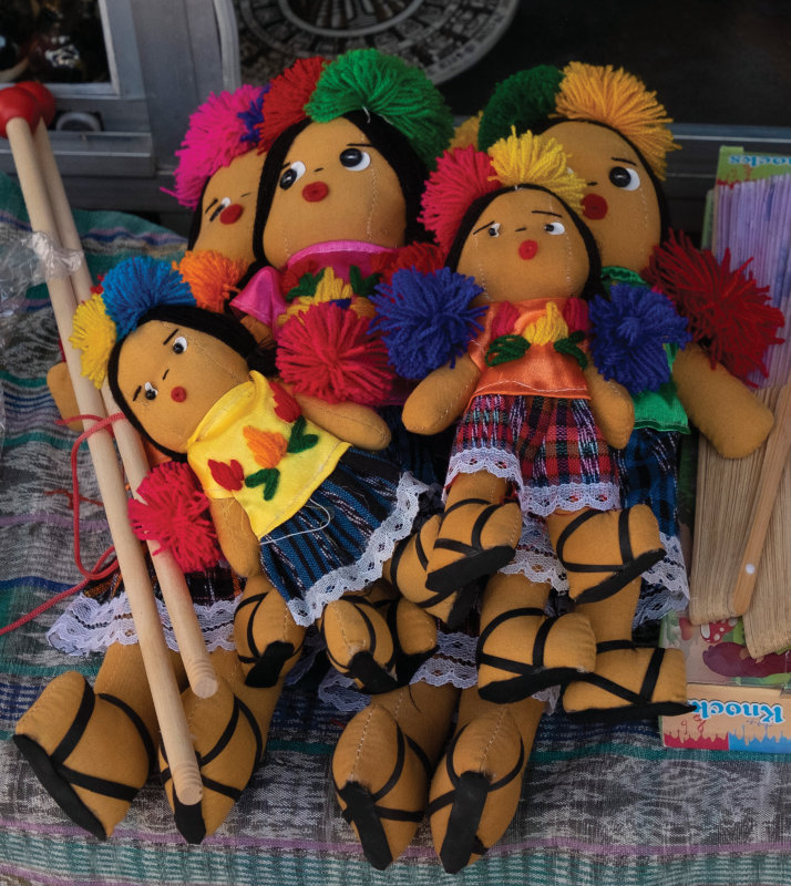 I noticed later that throughout Cuba, the Caribbean, and Mexico, this style of doll was everywhere. They were usually dressed in local variations of ethnic-style clothing.