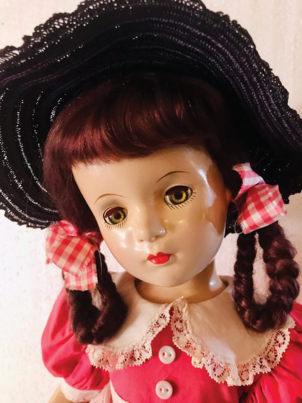 Closeup of Madame Alexander Margaret O'Brien doll