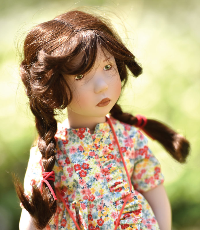 Junior doll Cindy is approximately 20 inches tall.