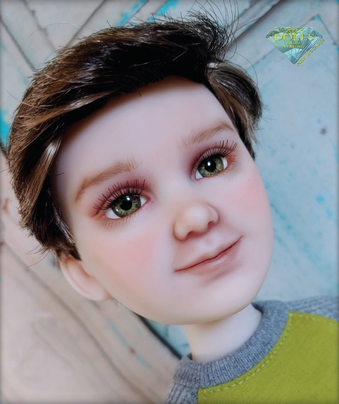 Ryan is a 15-inch Ruby Red Fashion Friends limited-edition Josephine repainted as a boy and given a pair of my glass eyes in olive.