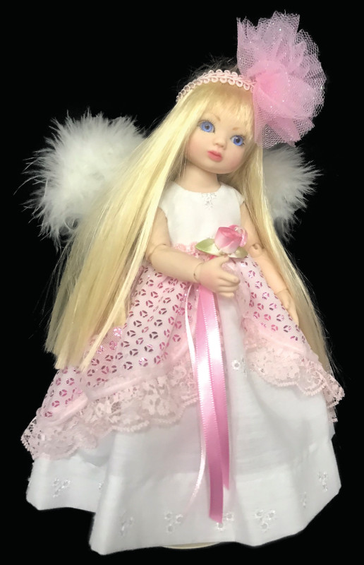 Angel of Peace, a doll by Beverly Stoehr