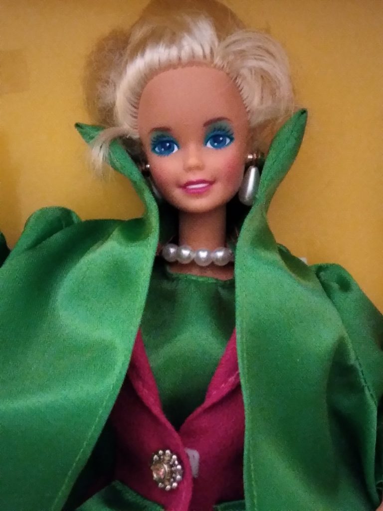 Curious Collector: FAO Schwarz Madison Avenue Barbie | DOLLS