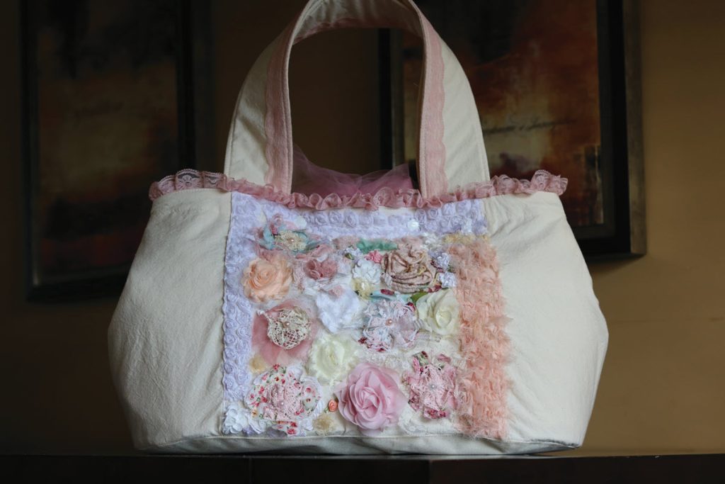 bassinet bag with flowers