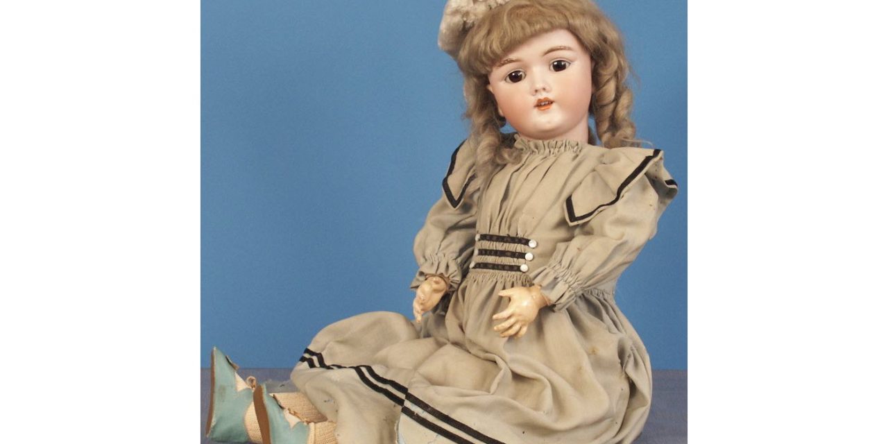 Antique Q&A: Heinrich Handwerck Dolls