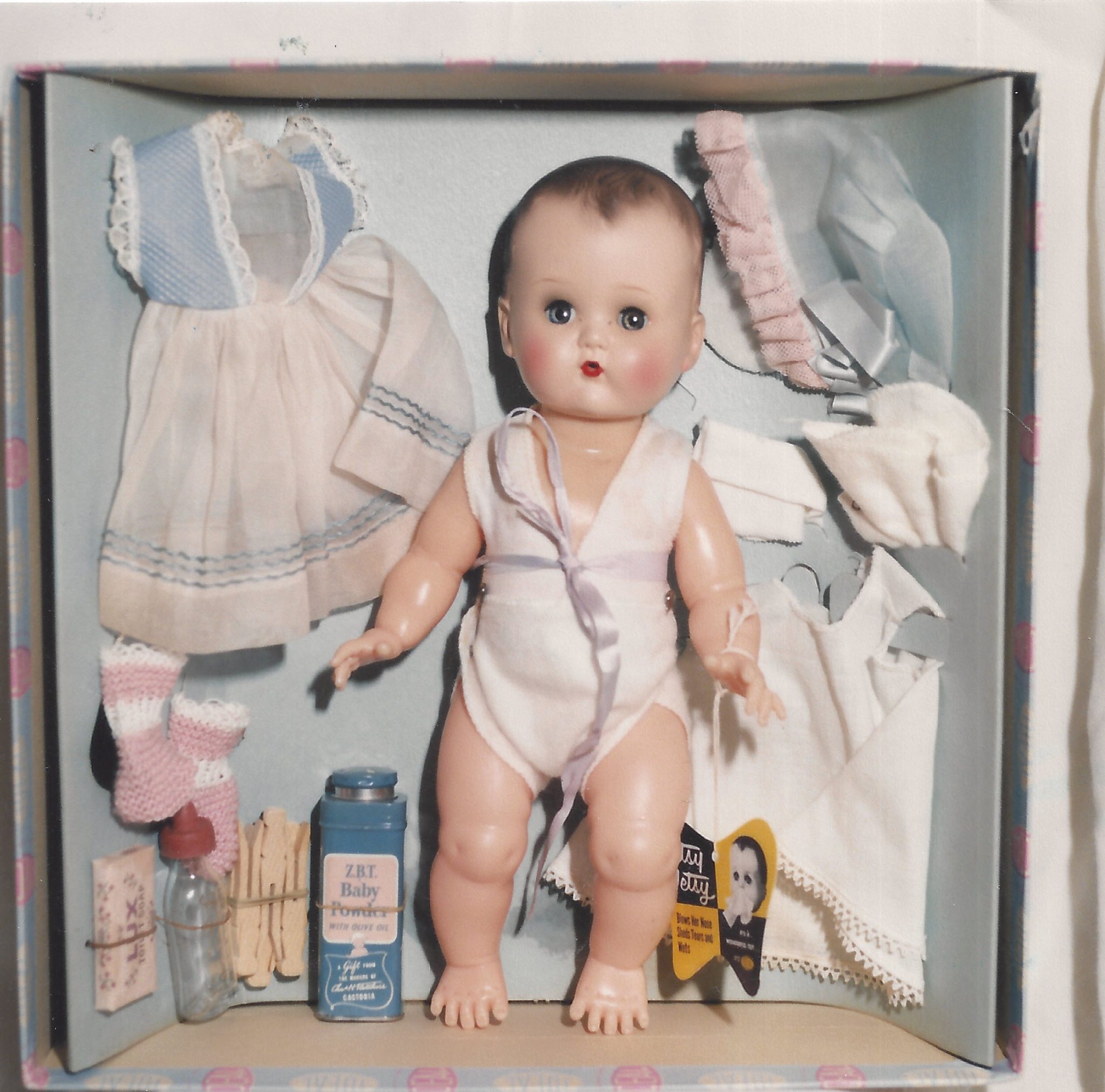 Drink-and-Wet Dolls: Betsy Wetsy and Tiny Tears | DOLLS magazine