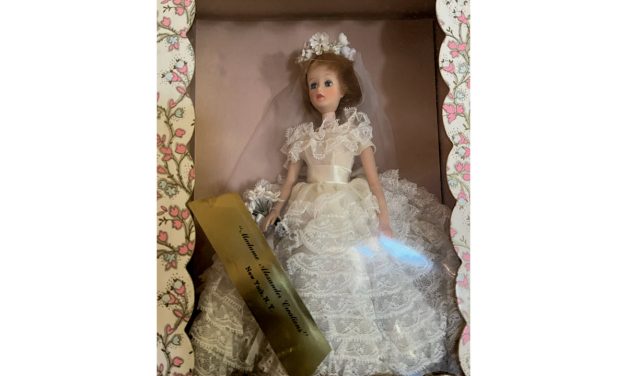 Curious Collector: 1965 Madame Alexander Yolanda Bride
